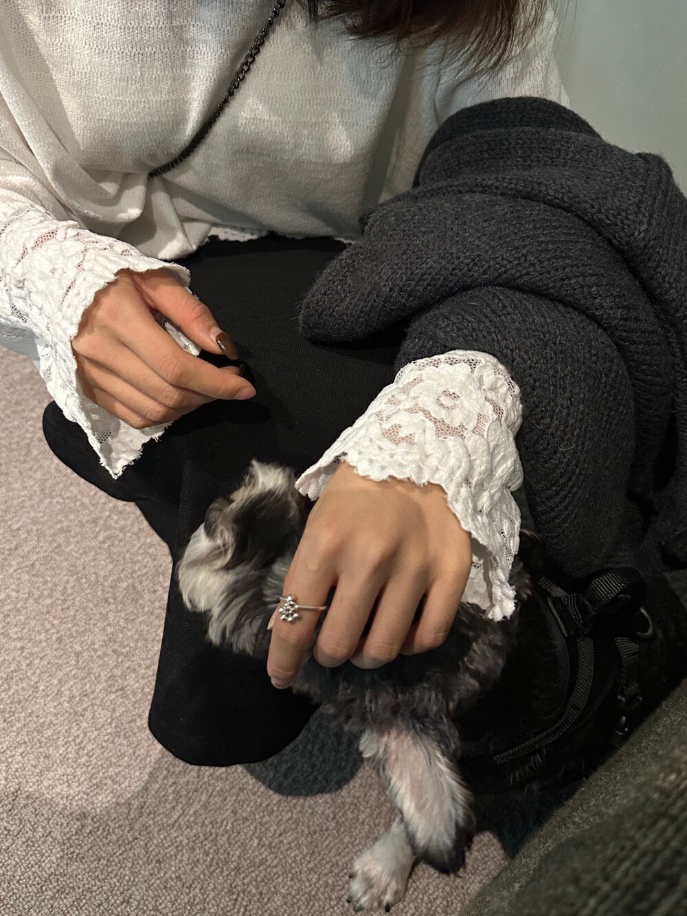 【tops】レース切り替え長袖TシャツG24448