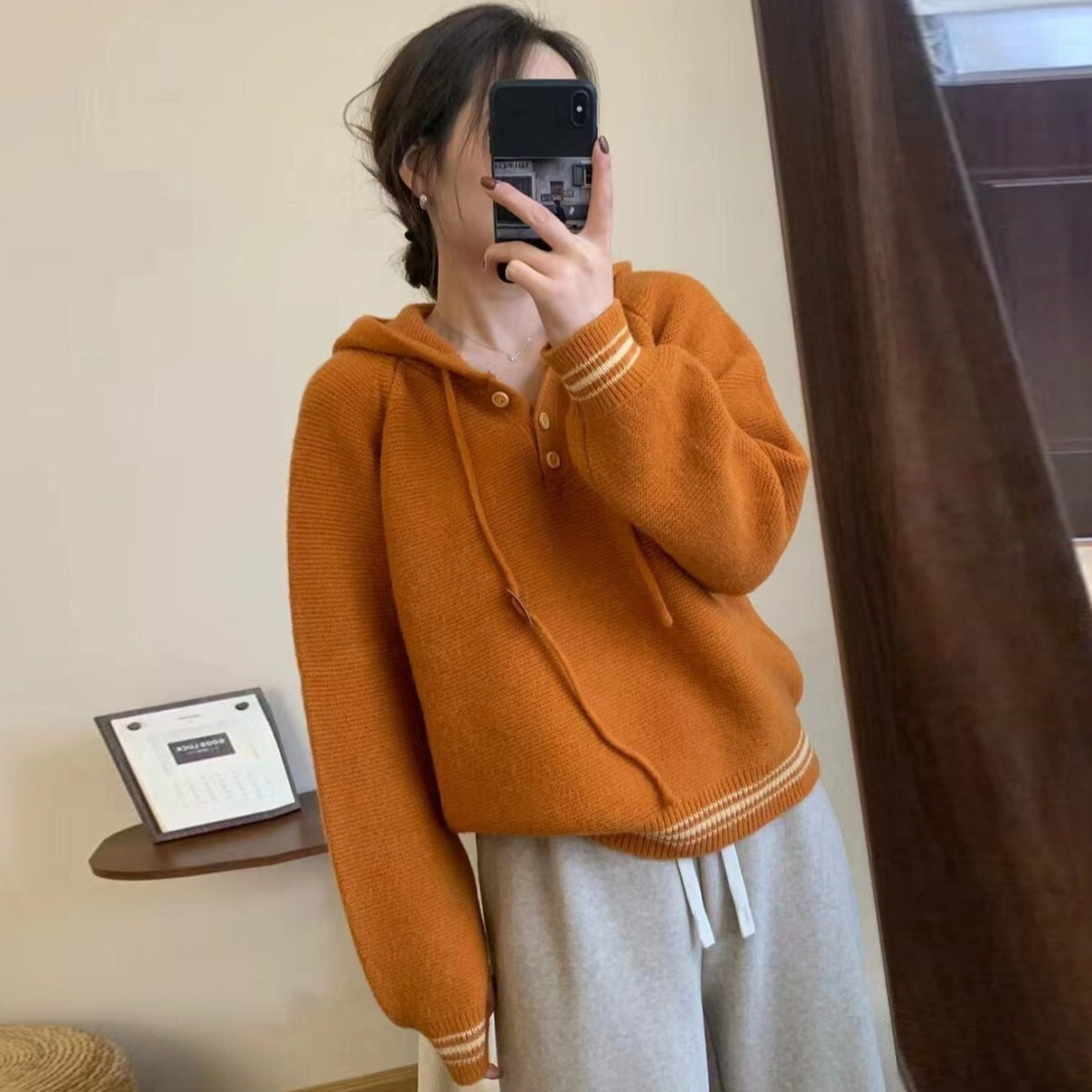 【tops】フード付き長袖ニットセーターG24450