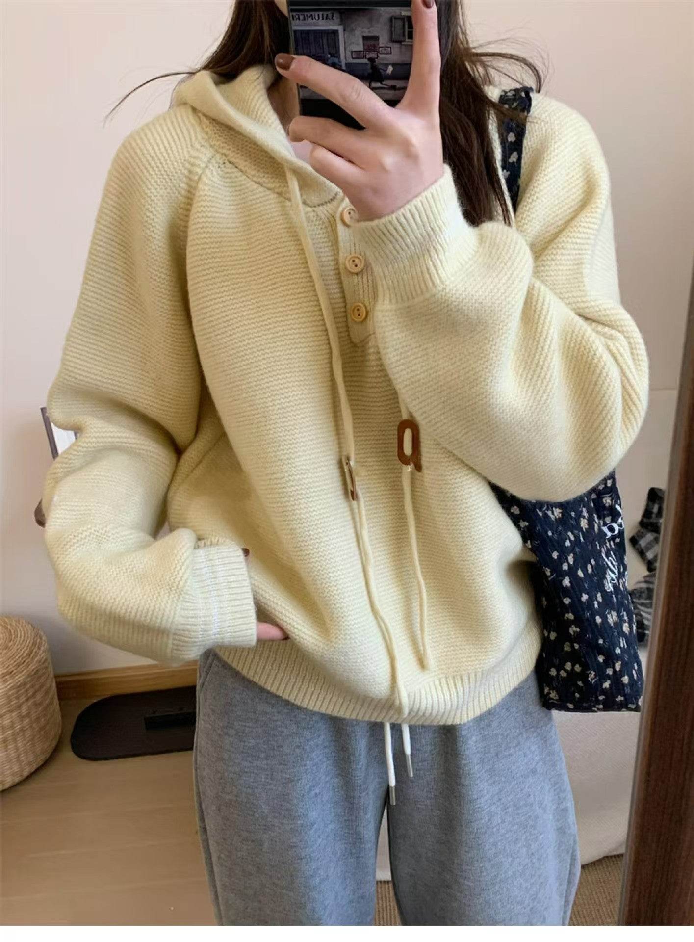 【tops】フード付き長袖ニットセーターG24450