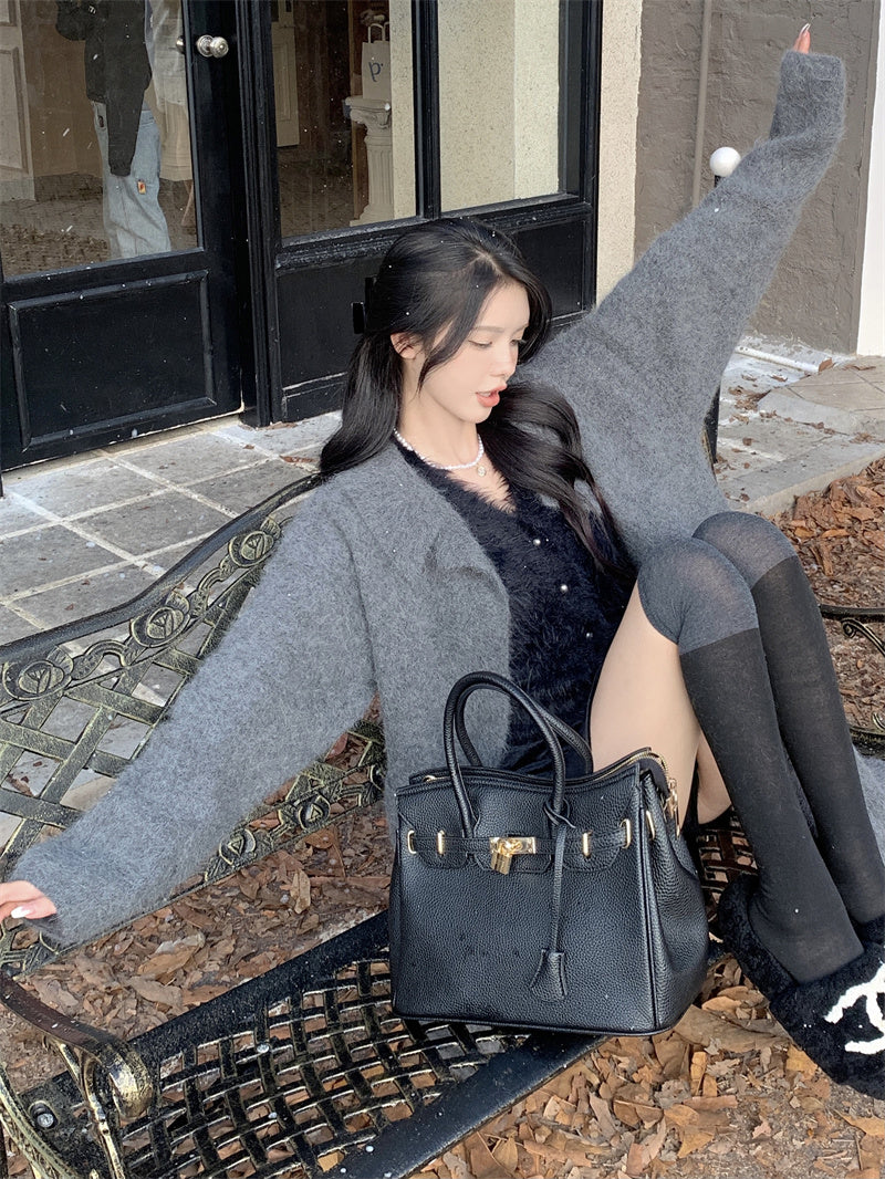 【outer】ゆったりロング丈ニットカーディガンG24451