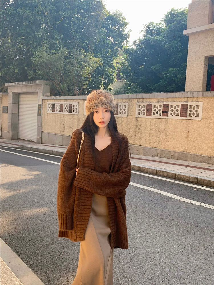 【outer】Vネック長袖ニットカーディガンG24453