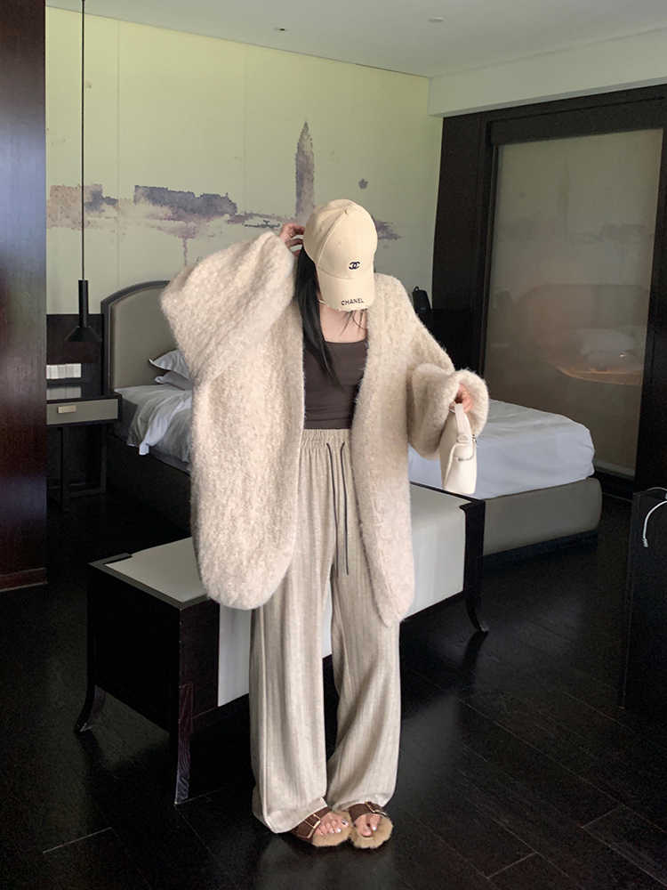 【outer】ゆったり厚手ニットカーディガンG24455