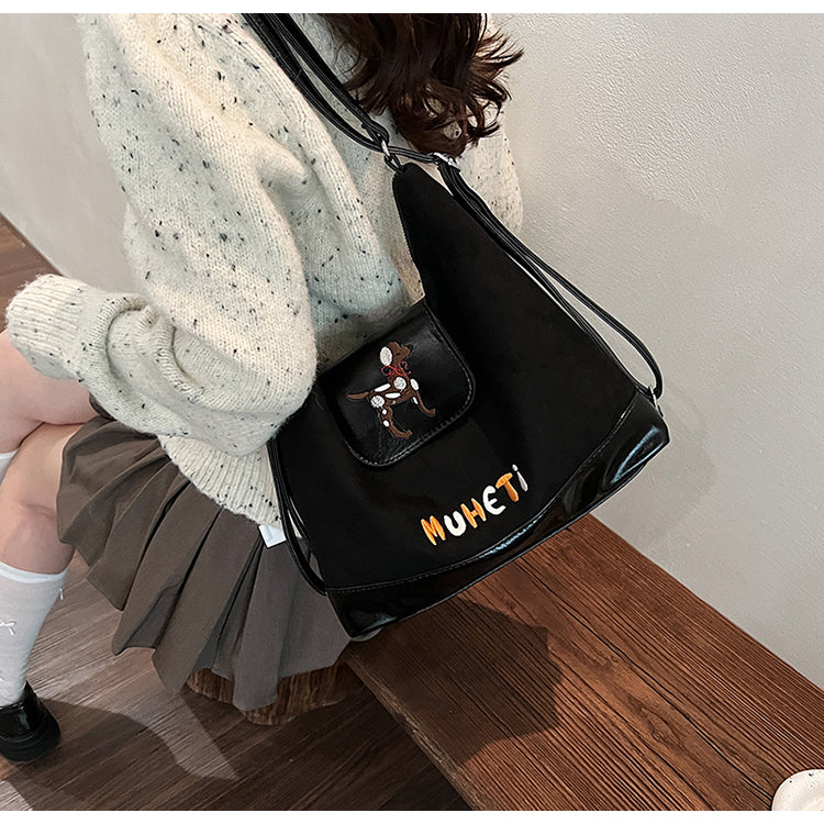 【小物】3色大容量ショルダーバッグG24464