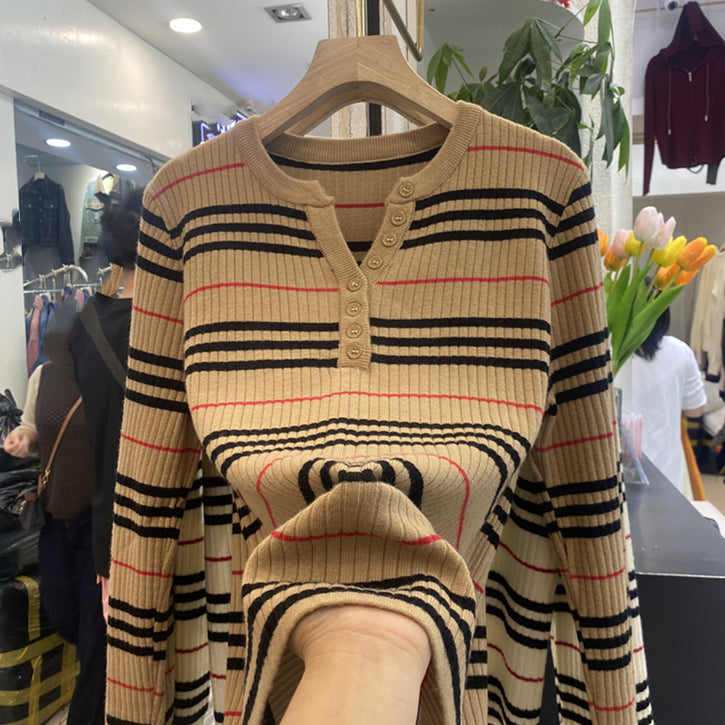 【tops】ストライプ柄ニットセーターG24471