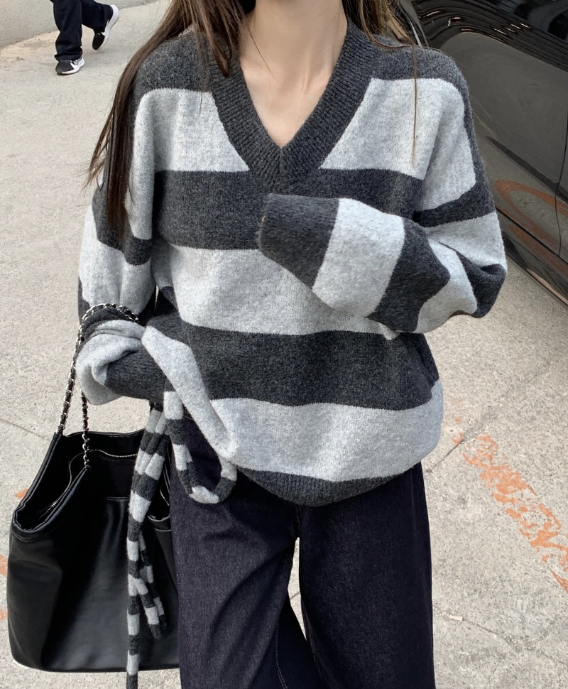 【tops】ストライプ柄長袖ニットセーターG24477