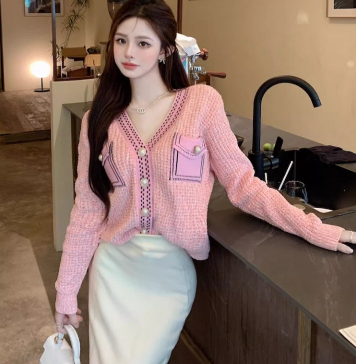 【outer】VネックニットカーディガンG24488