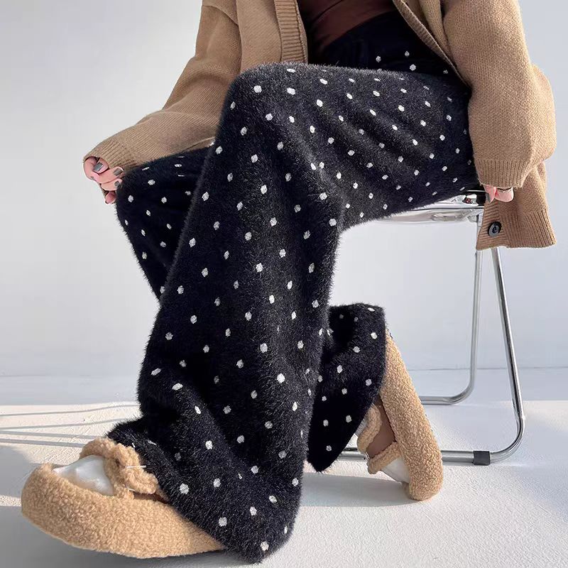 【bottoms】裏起毛厚手ドット柄ニットガウチョパンツG24511