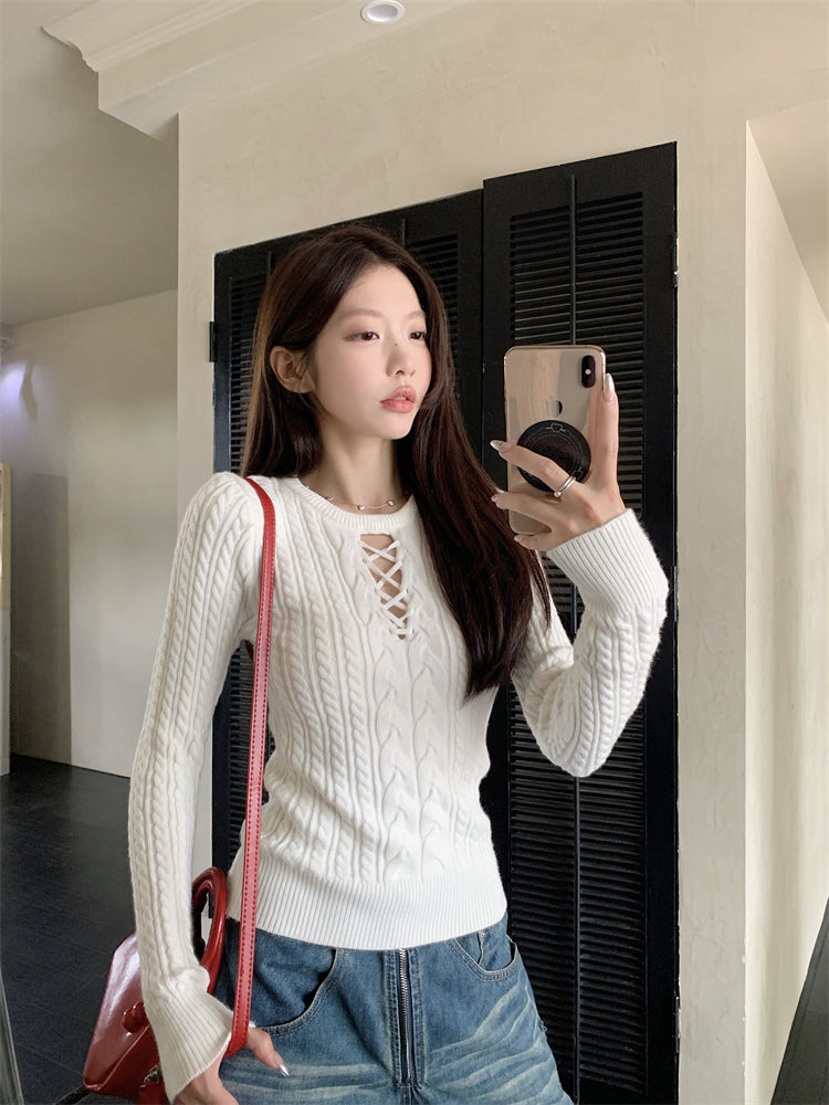 【tops】透かし彫り長袖ニットセーターG24515