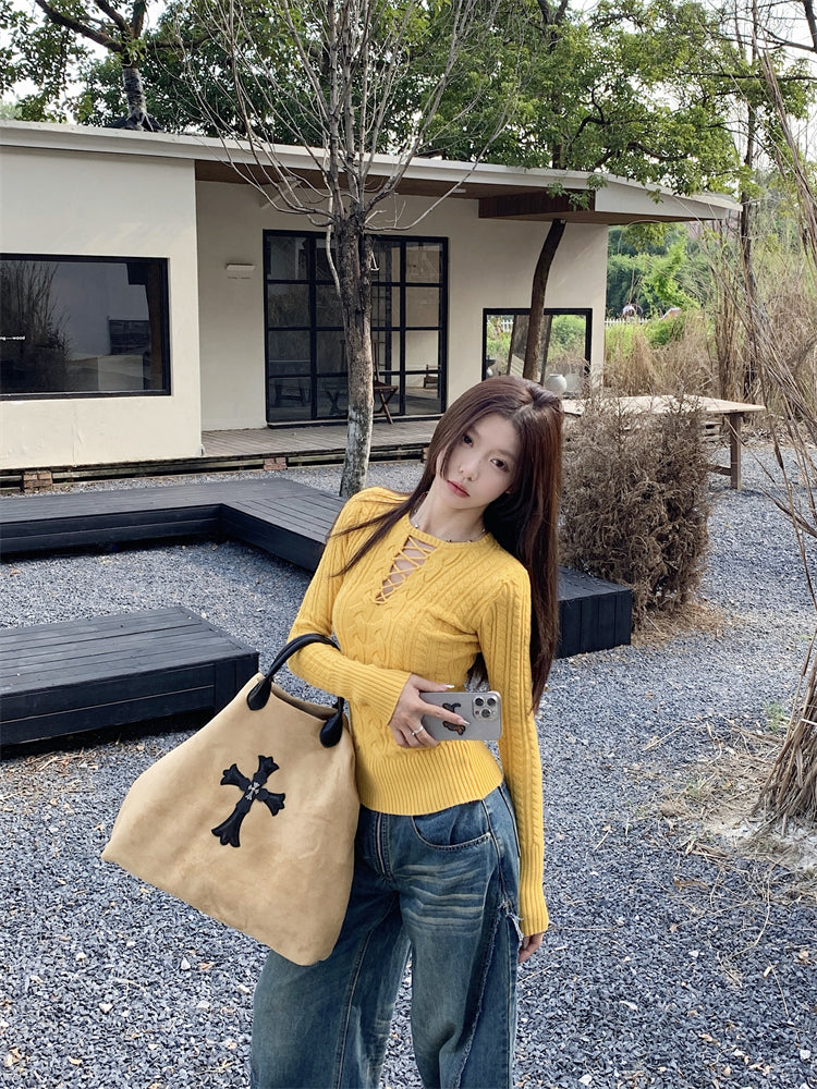 【tops】透かし彫り長袖ニットセーターG24515