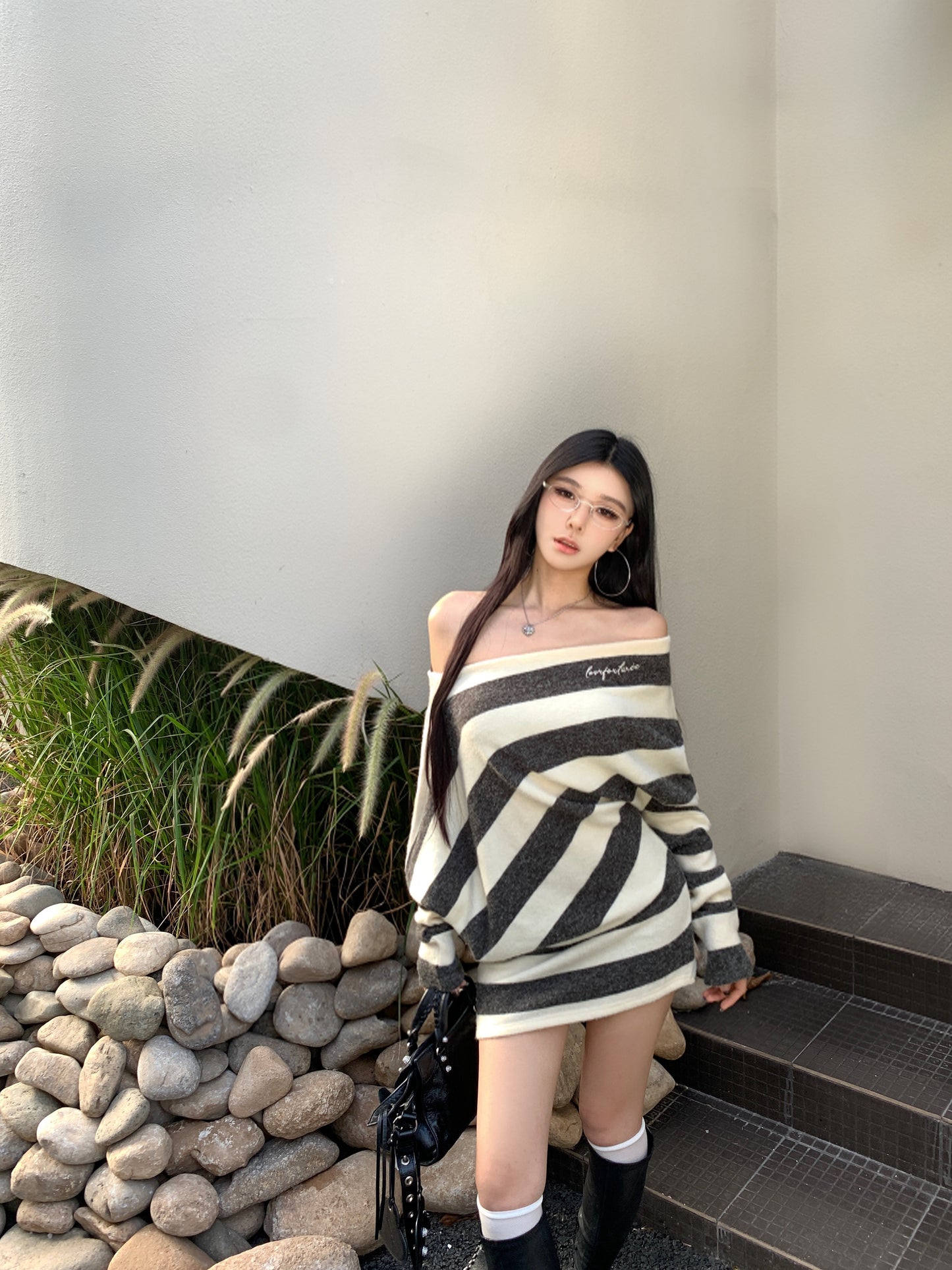 【dress】オフショルダータイトニットワンピースG24525