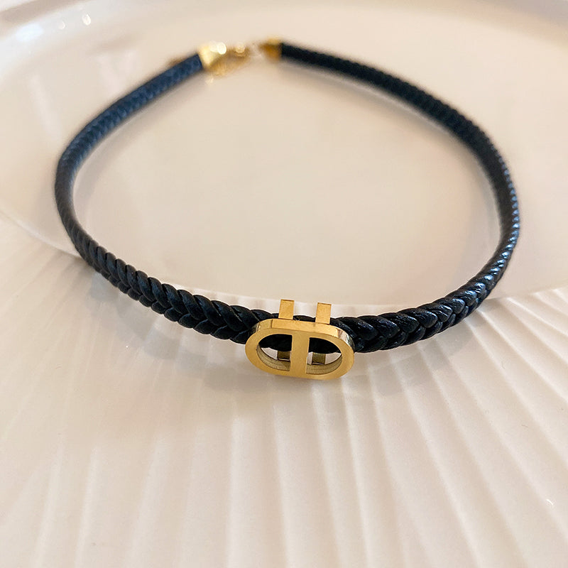 【小物】英字柄ネックレスアクセサリーG24530