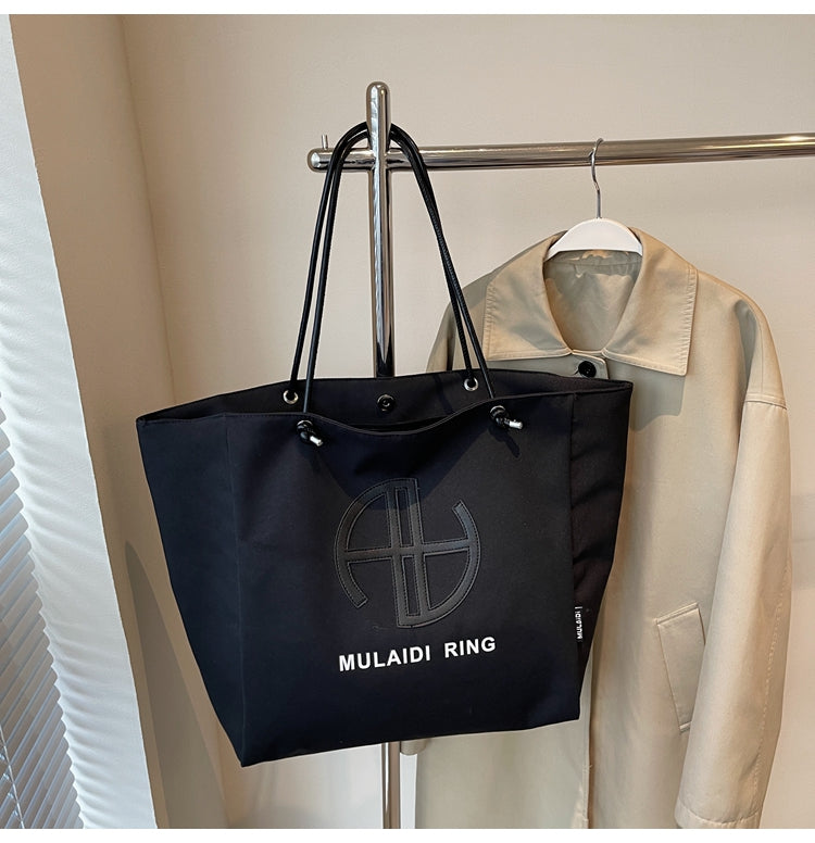 【小物】3色大容量ショルダーバッグG24548