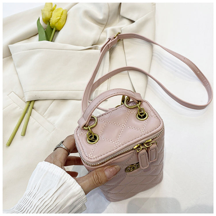 【小物】3色メッセンジャーバッグG24549