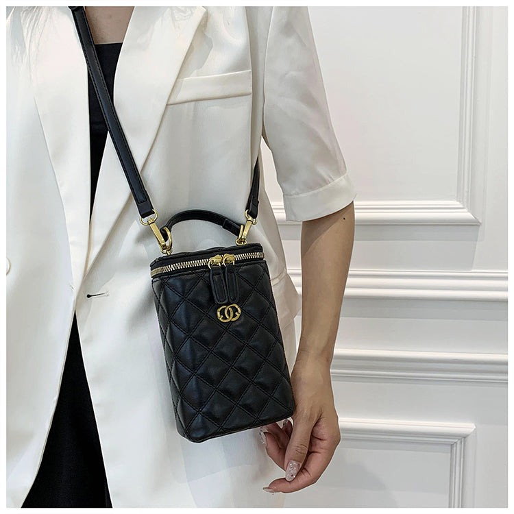 【小物】3色メッセンジャーバッグG24549