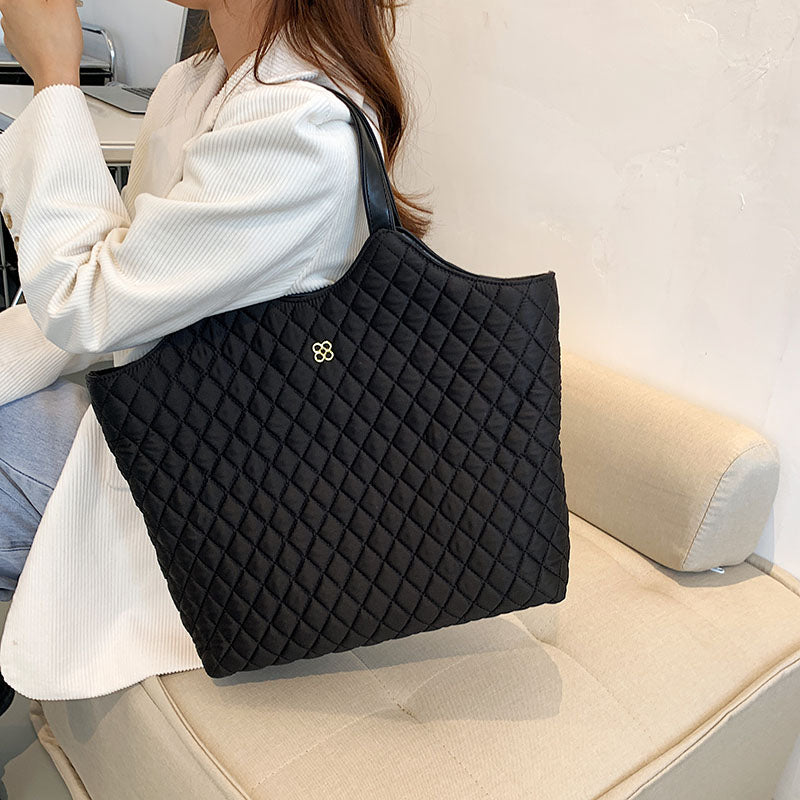 【小物】大容量ショルダーバッグG24564