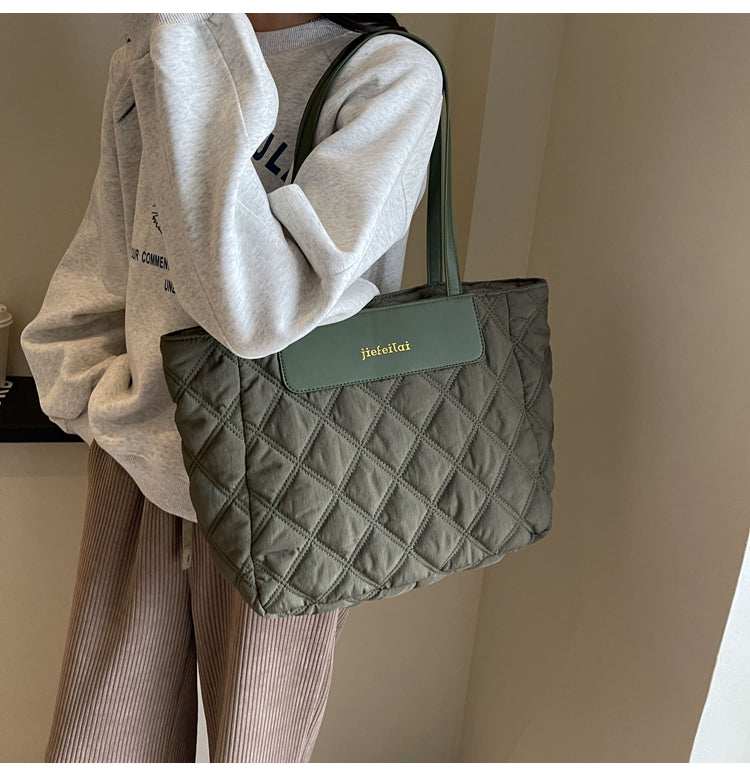 【小物】大容量ショルダーバッグG24565