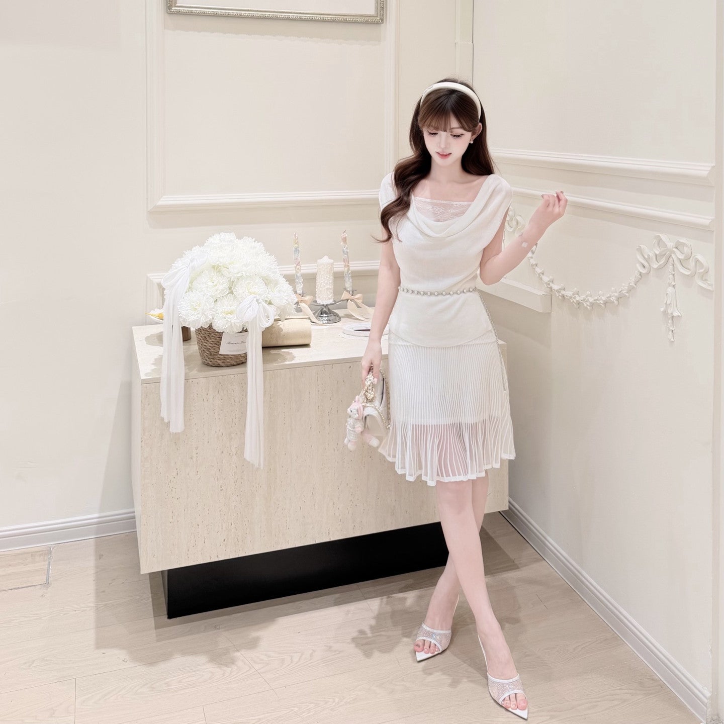 【set】レースドッキングドレープネックトップス×シアープリーツスカートセット   N3705