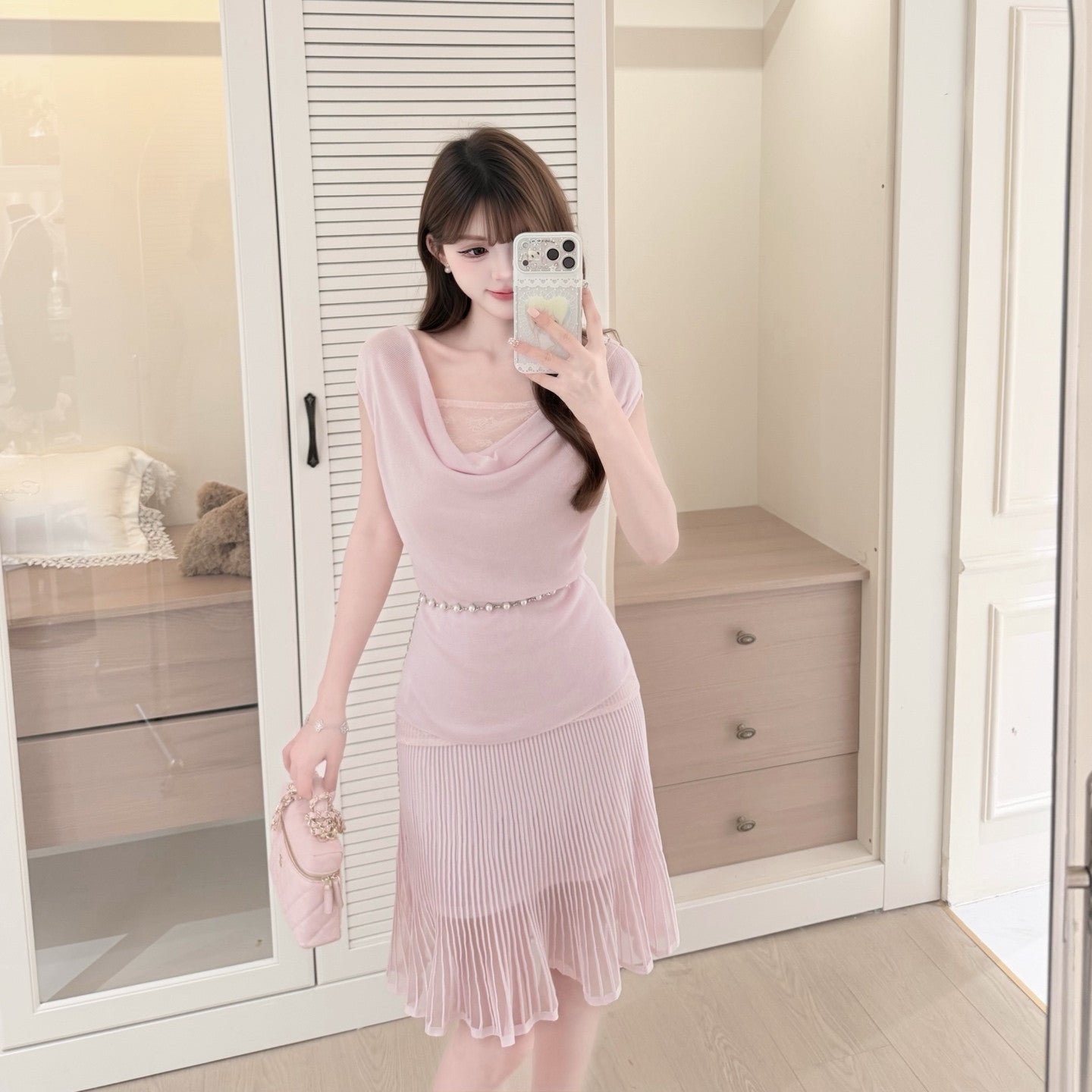 【set】レースドッキングドレープネックトップス×シアープリーツスカートセット   N3705