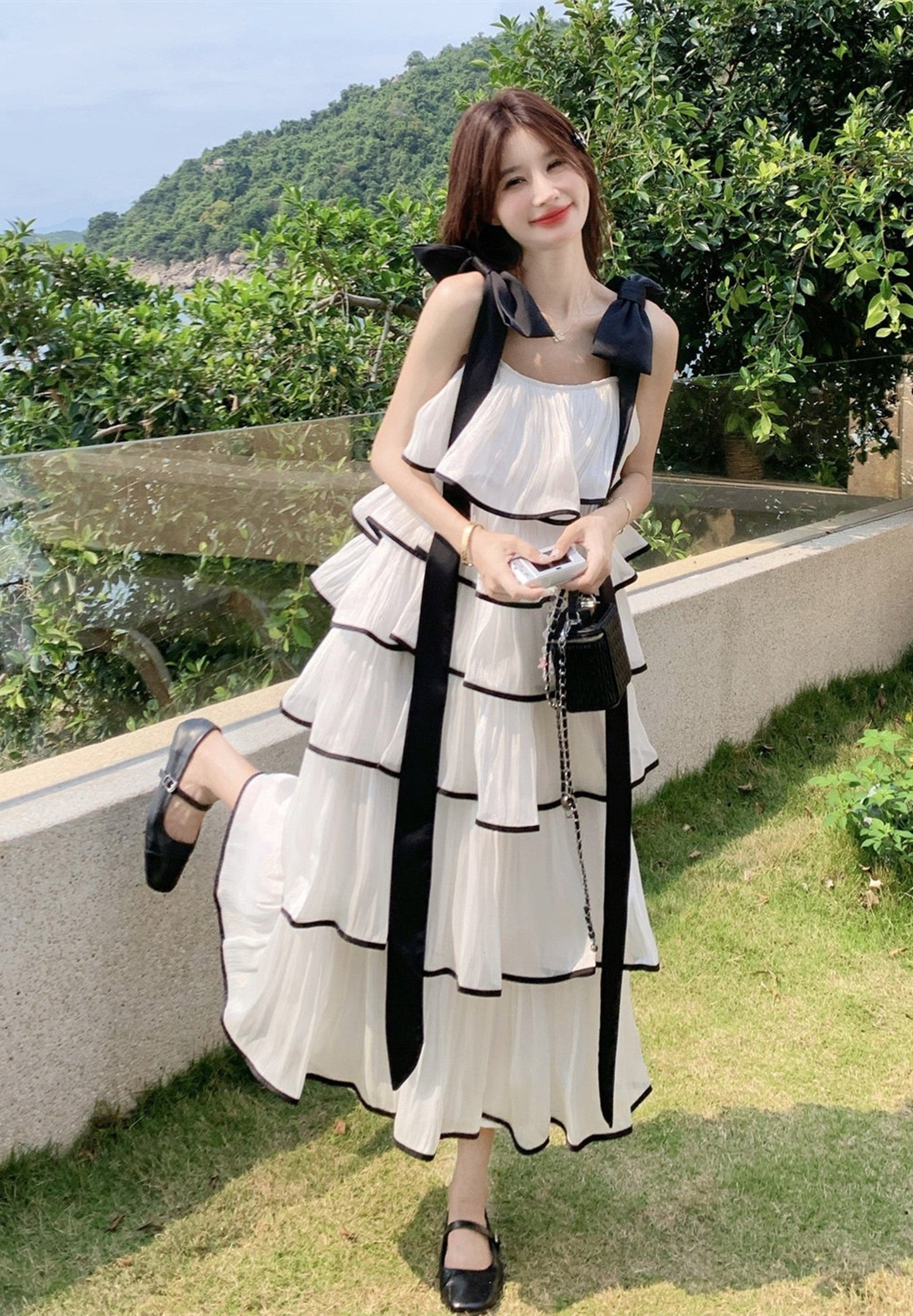 【dress】ショルダーリボンボリュームエアリーワンピース  N3735