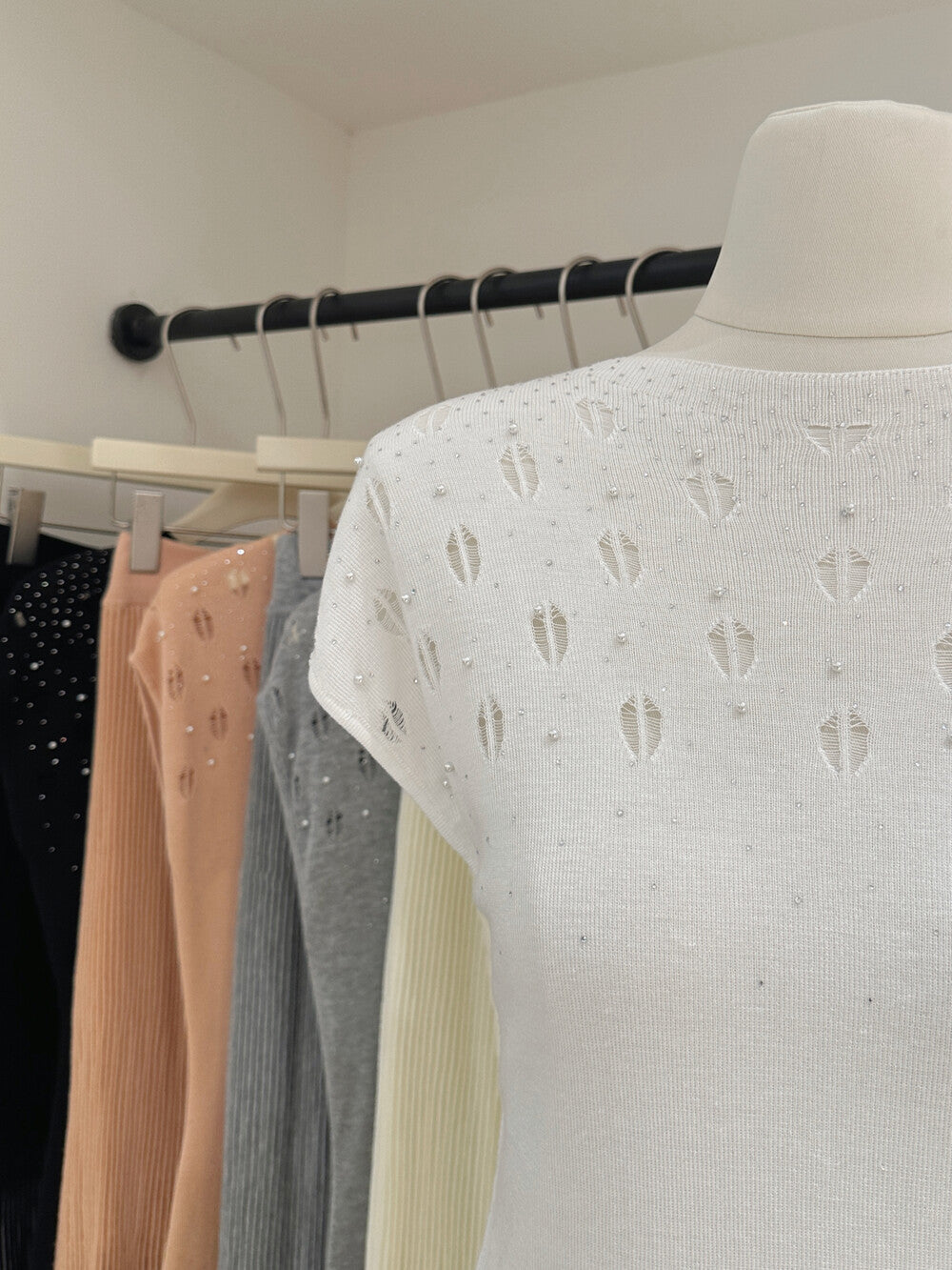 【set】ラインストーンニットトップス×シアーロングスカートセット  N3752