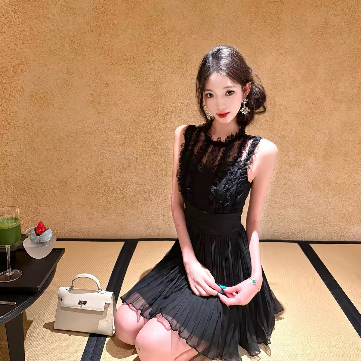 【dress】ギャザーフリルレースミニワンピース   N3757