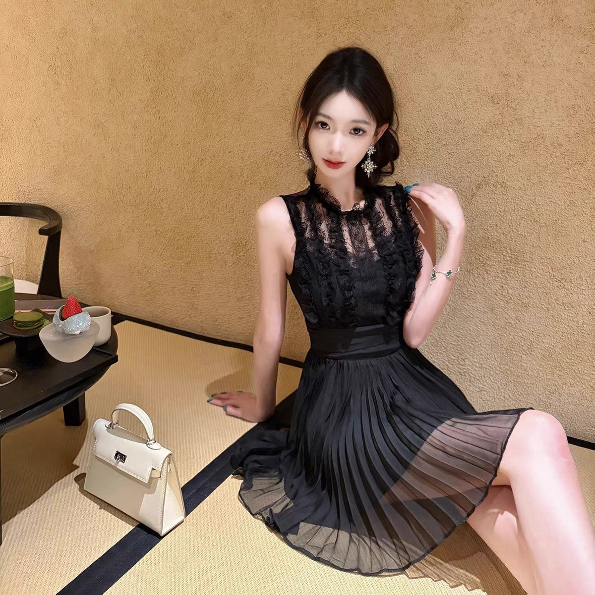 【dress】ギャザーフリルレースミニワンピース   N3757