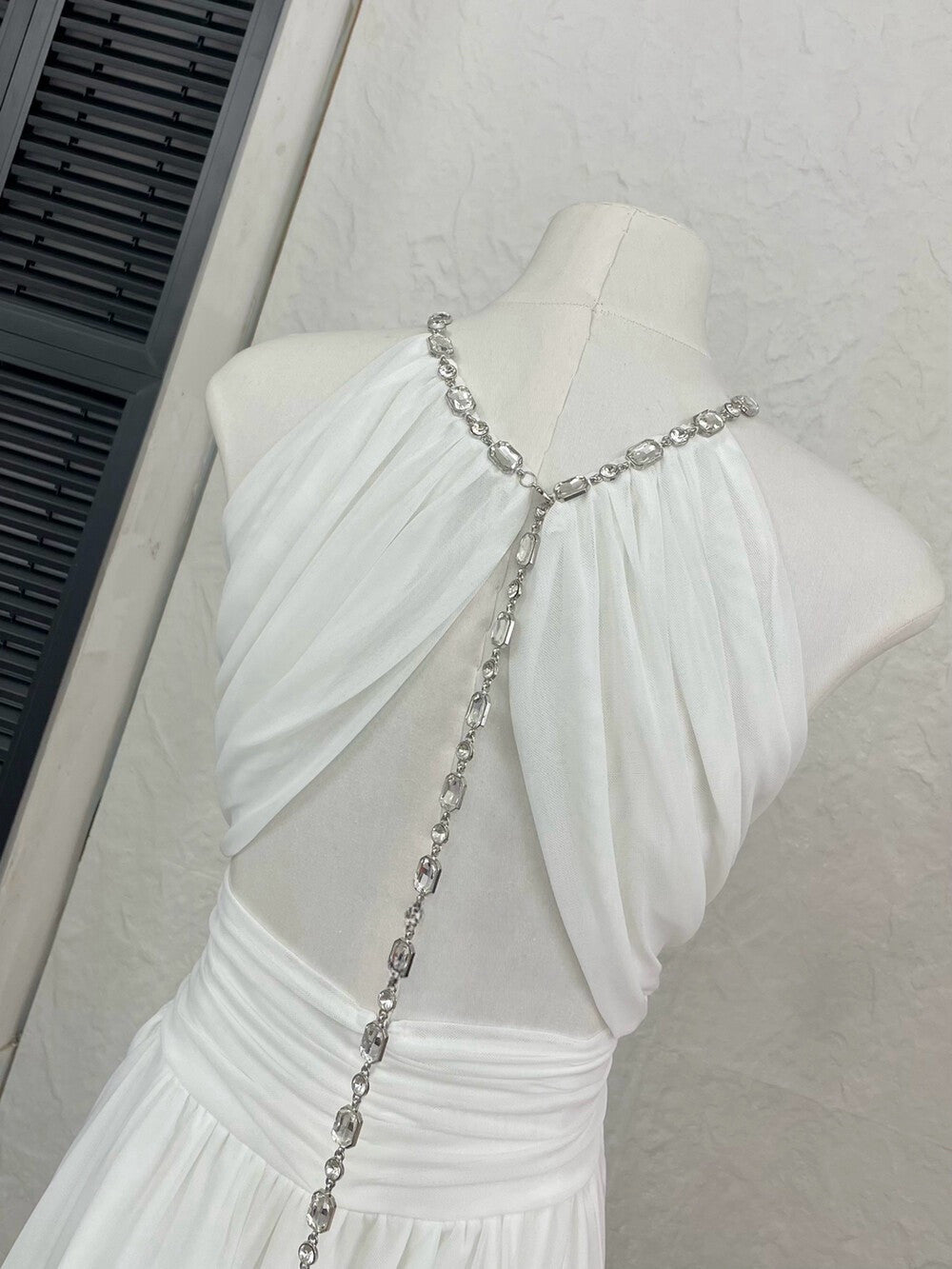 【dress】バックビジューホルターネックワンピース   N3765