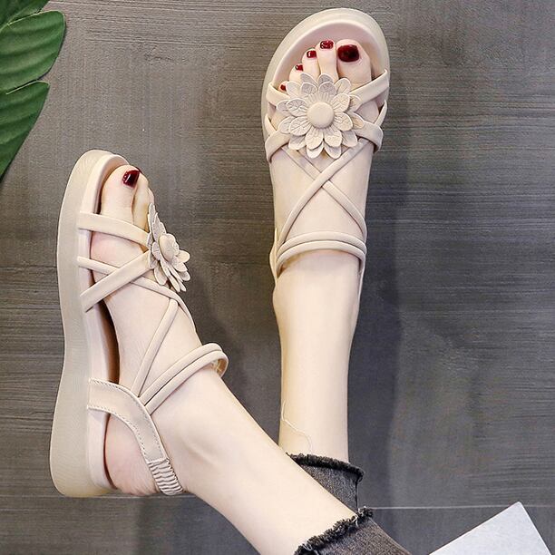 【shoes】一目惚れ！2色花模様履きやすい合わせやすいファッションサンダル