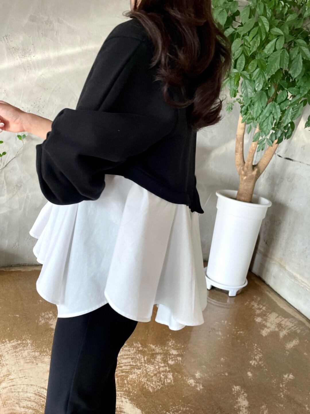 【tops】フリルドッキングパーカー　M18419