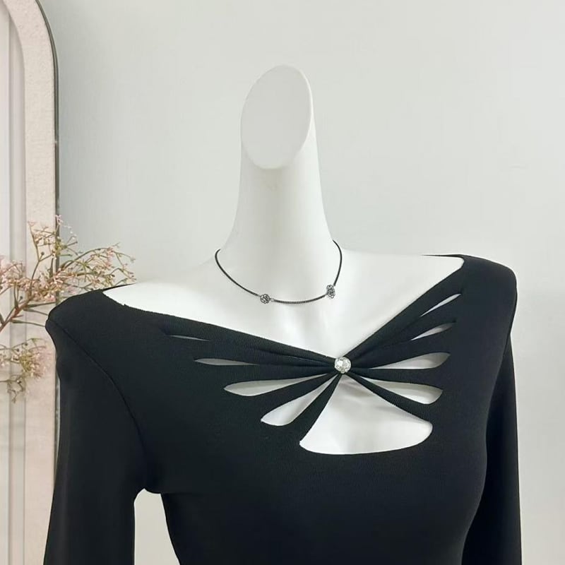 【tops】フロントカットトップス Q7634
