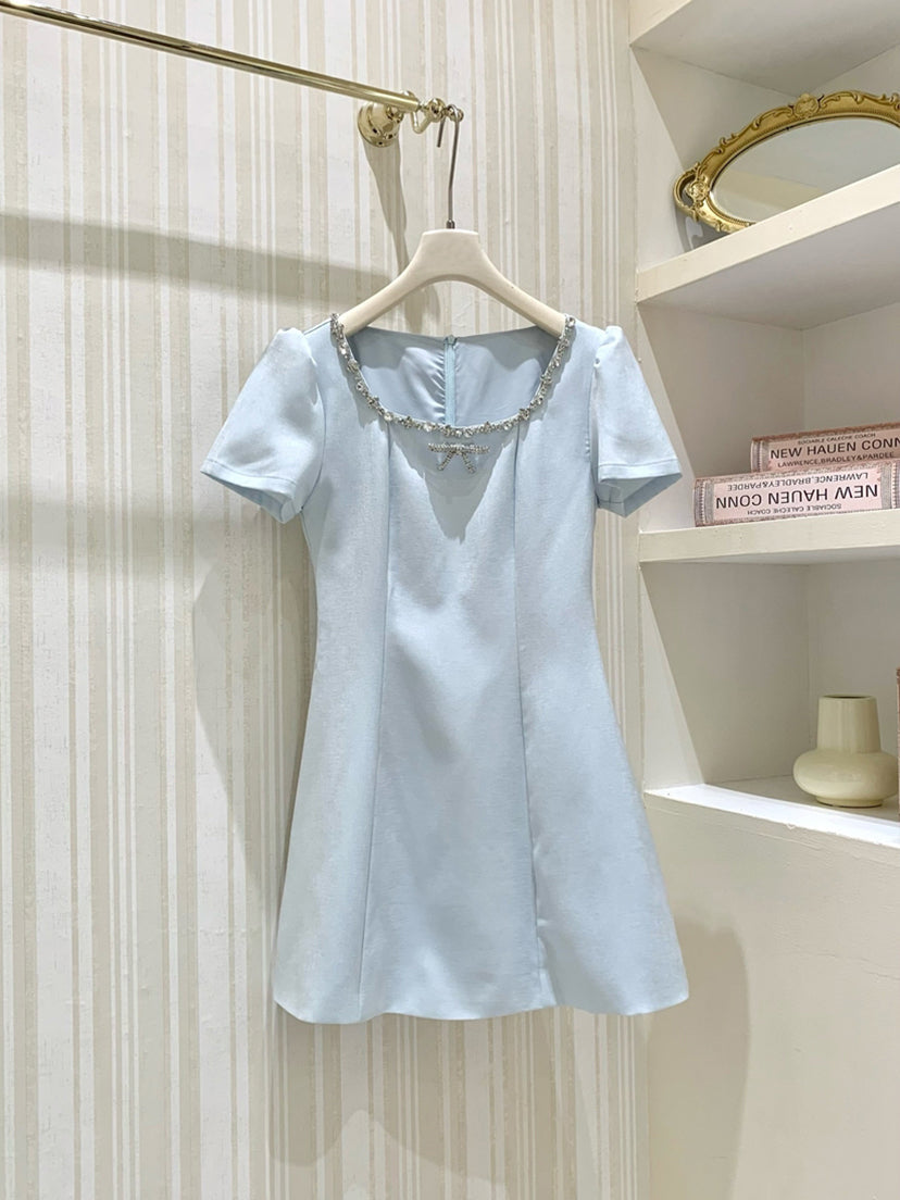【dress】ラインストーンAラインワンピース Q8760