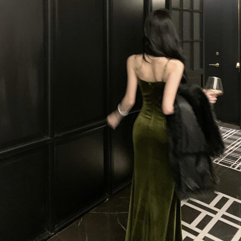 【dress】ベルベットロングキャミワンピース Q7717