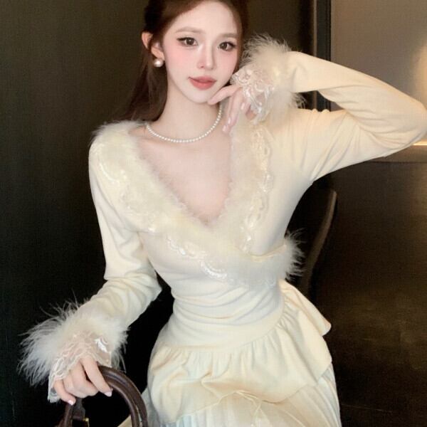 【tops】ファーレースドッキングフリルトップス　M28568