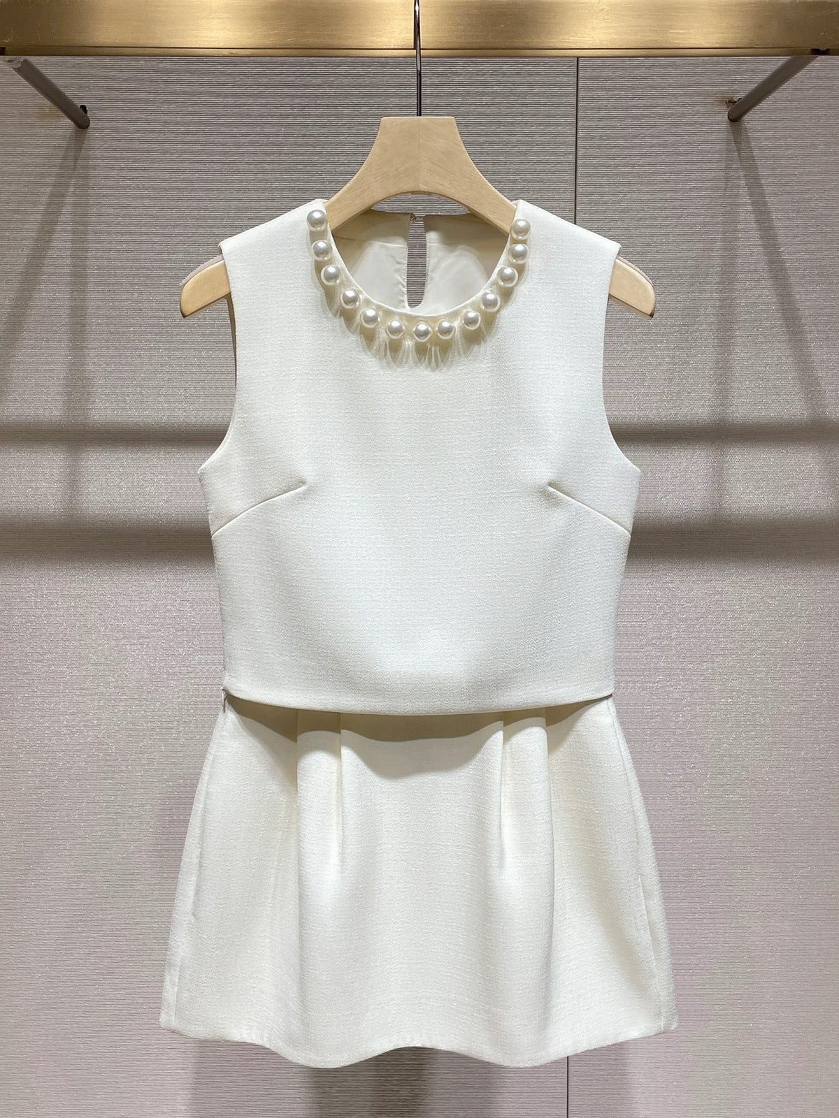 【set】パール付きノースリーブトップス×ミニスカートセット　N3566