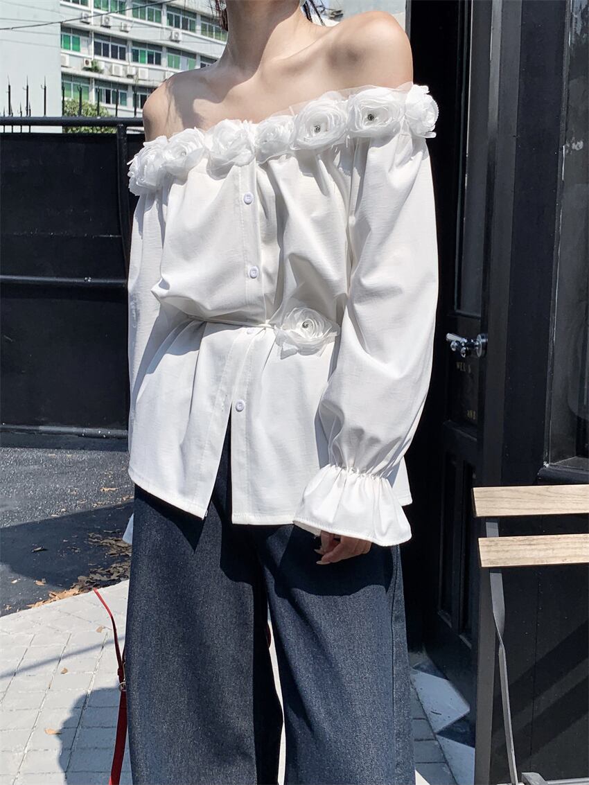 【tops】ボートネック立体フラワーシャツトップス　M29555