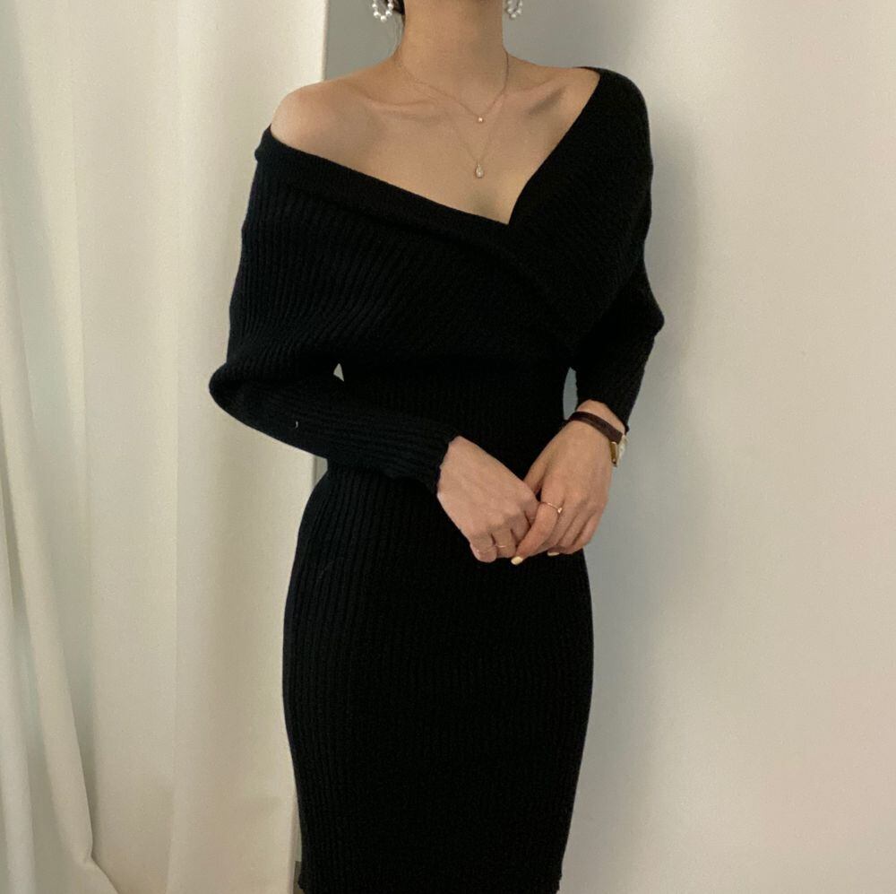 【dress】好感度UP!気質満点 韓国系スリット体型カバー長袖Vネック着痩せニットワンピース G2947