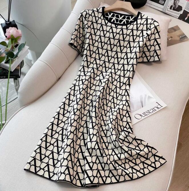 【dress】好感度満載！ラウンドネック半袖プリント配色AラインワンピースF5600