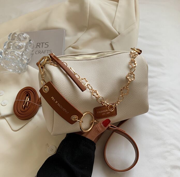 【小物】気質満点レディースファッションオシャレ 合わせやすい肩掛け斜め掛けバッグ  G3581