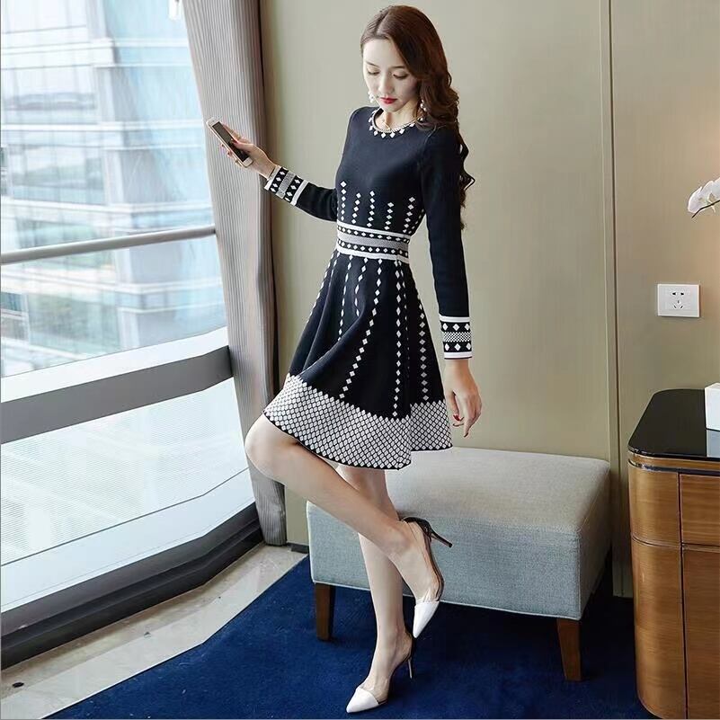 【dress】見逃し厳禁ラウンドネック長袖Aライン体型カバー韓国ファッション配色ワンピースF1415