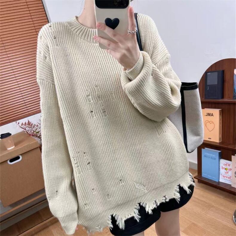 【tops】ダメージ加工ニットセーター　M18700