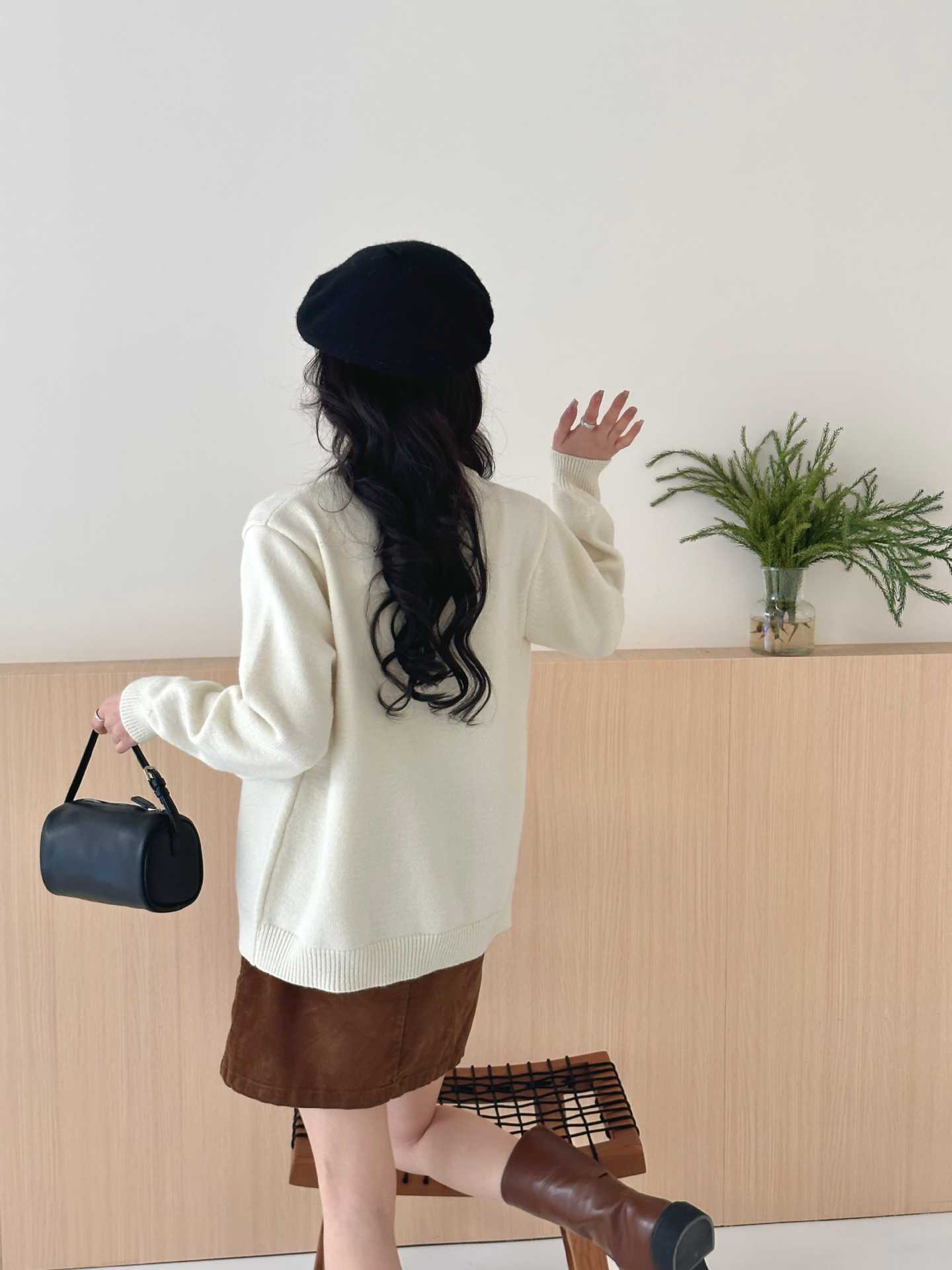 【outer】刺繍ニットカーデ　M29010