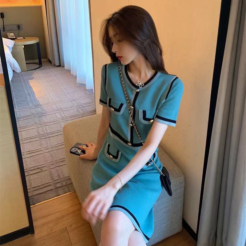 【dress】一目惚れ！2022夏新作韓国ファッションラウンドネック半袖配色薄手ニットセレブワンピースF2446