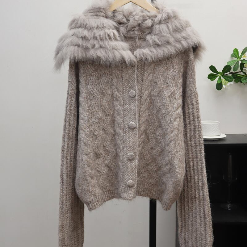 【outer】ファードッキングニットカーディガン Q7030