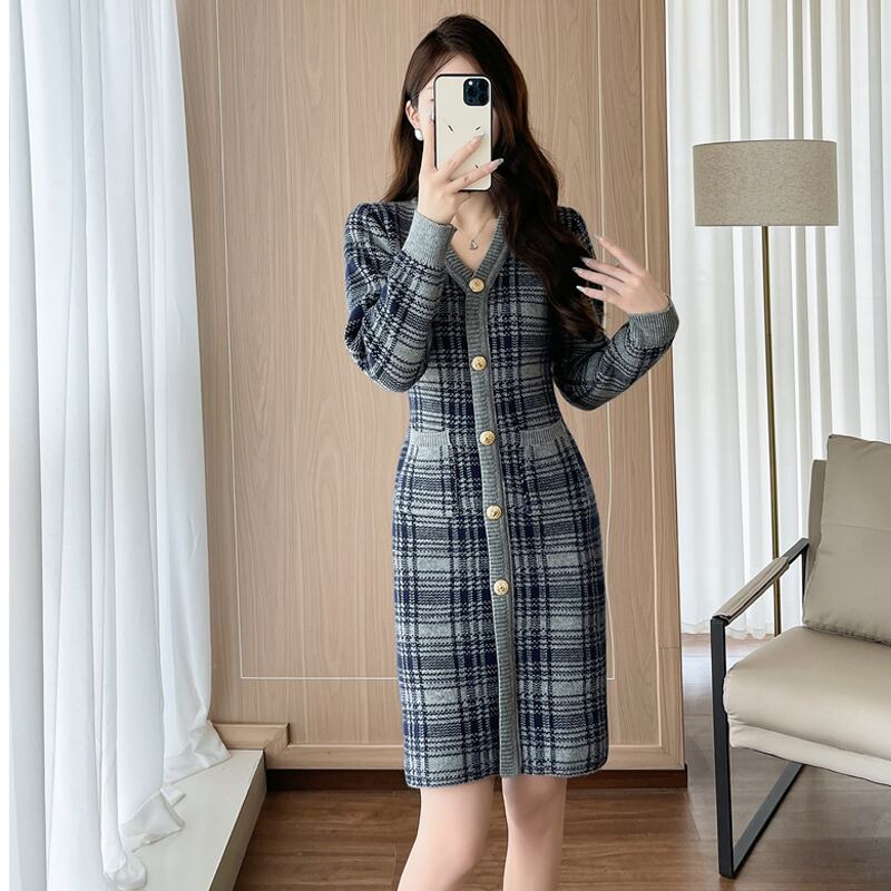 【dress】Vネックニットワンピース Q6780