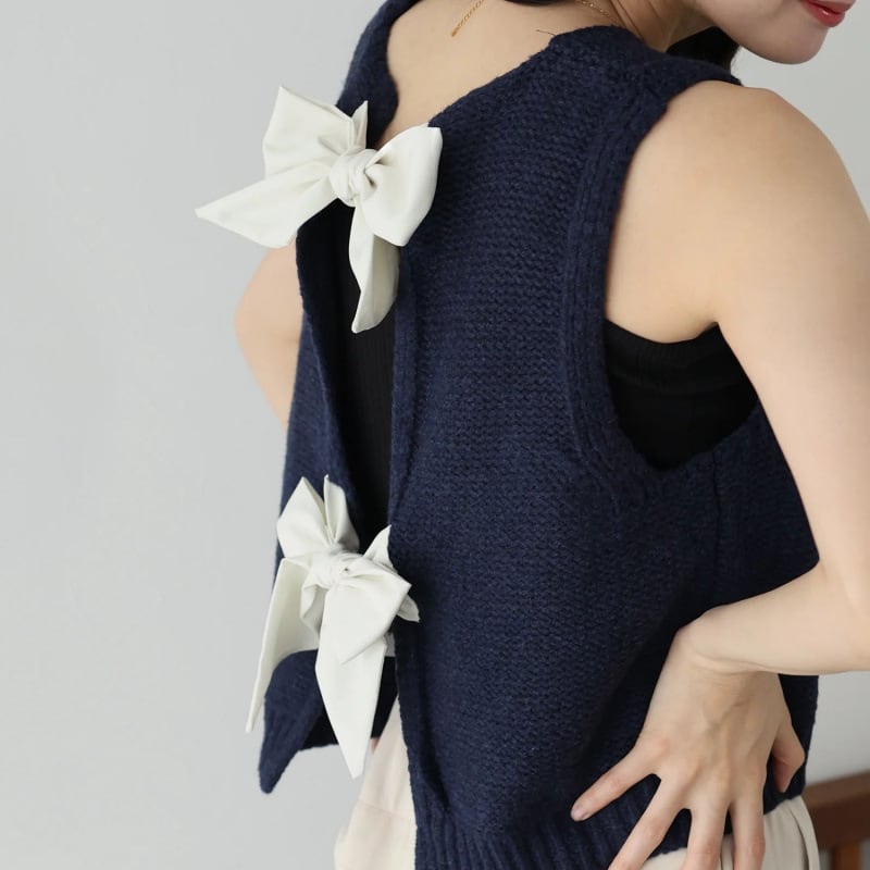 【tops】バックリボンニットベスト　M26367