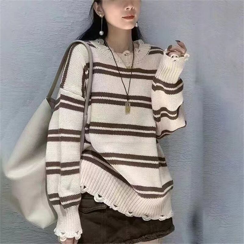 【tops】ボーダー柄ニットセーター　M19040
