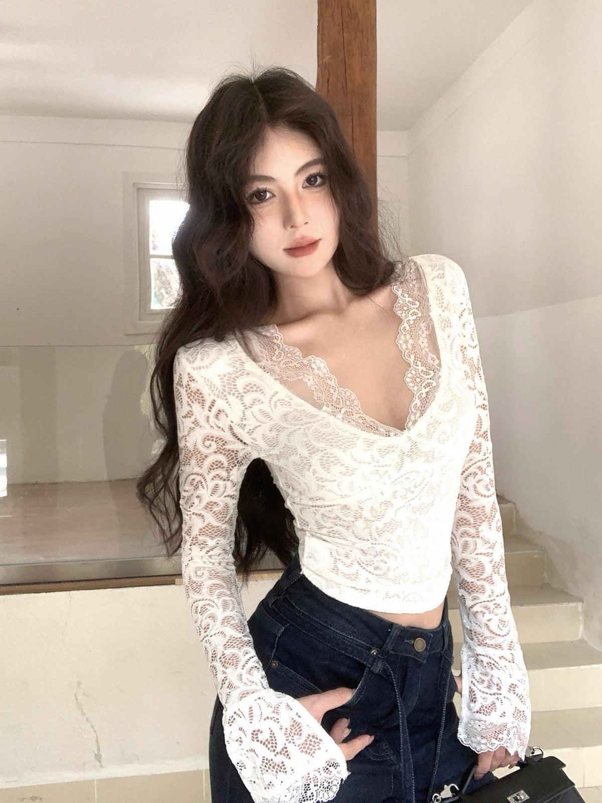 【tops】Vネックレーストップス　M27941