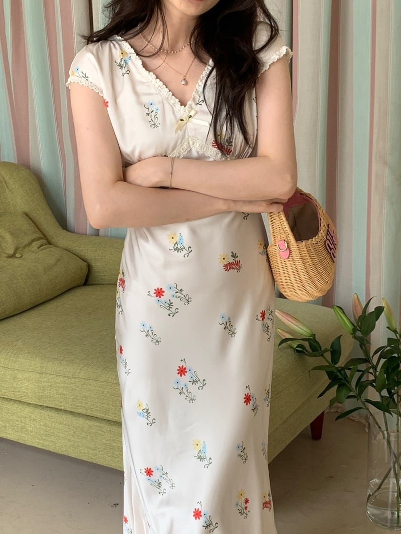 【dress】Vネックワンピース　M24468