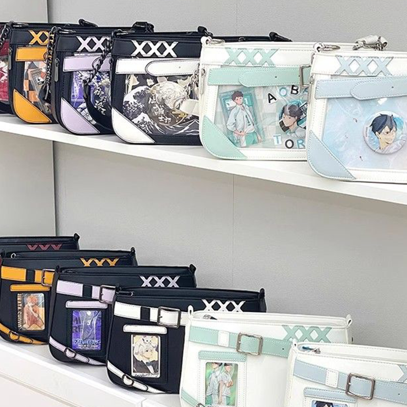 【GOODS】痛バック チェーン ショルダーバッグ Ｑ2242