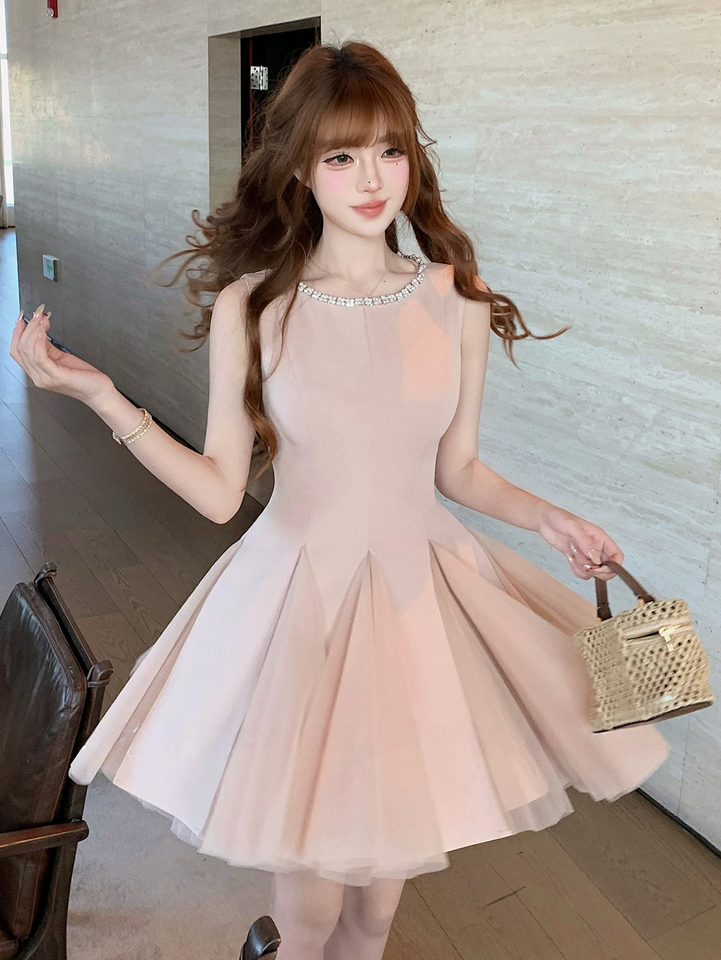【dress】 ラインストーン付きノースリーブチュールドッキングフレアワンピース Q8881